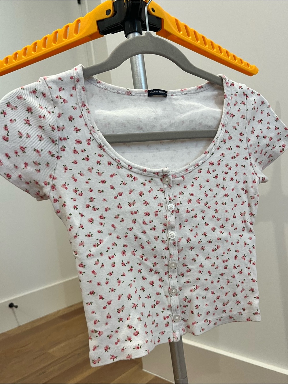 Brandy Melville Zelly Floral Top